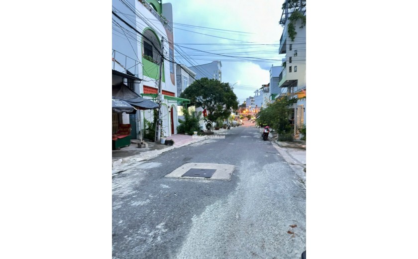 Bán Nhà 2Tầng 2 Mặt Tiền Đường Nhựa Khu TĐC Hòn Xện - Vĩnh Hoà - Bắc Nha Trang.